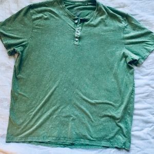 Lucky Brand short sleeve Henley green tee size xxl